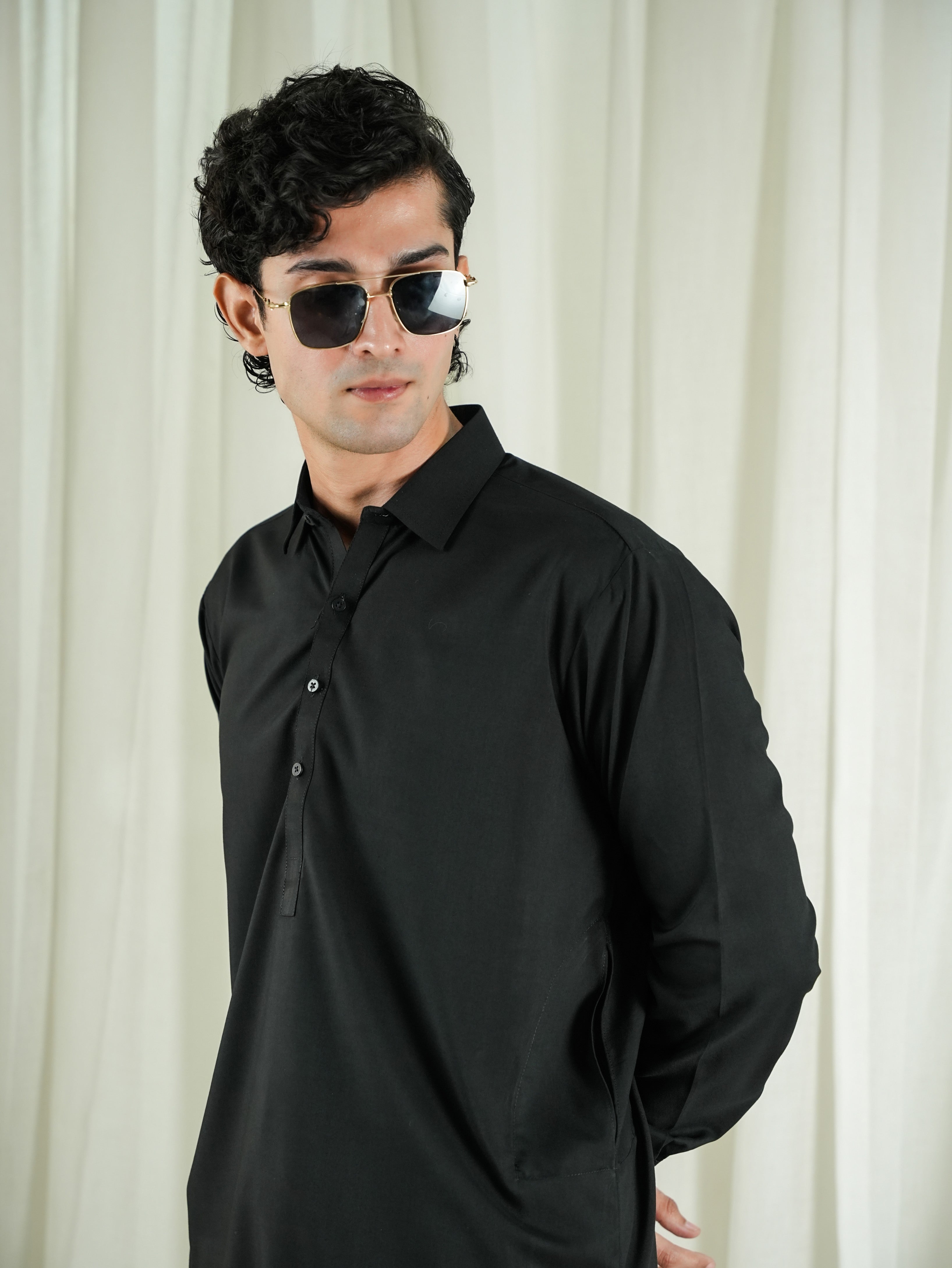 SHAH JAHAN - شاہ جہاں Jet Black