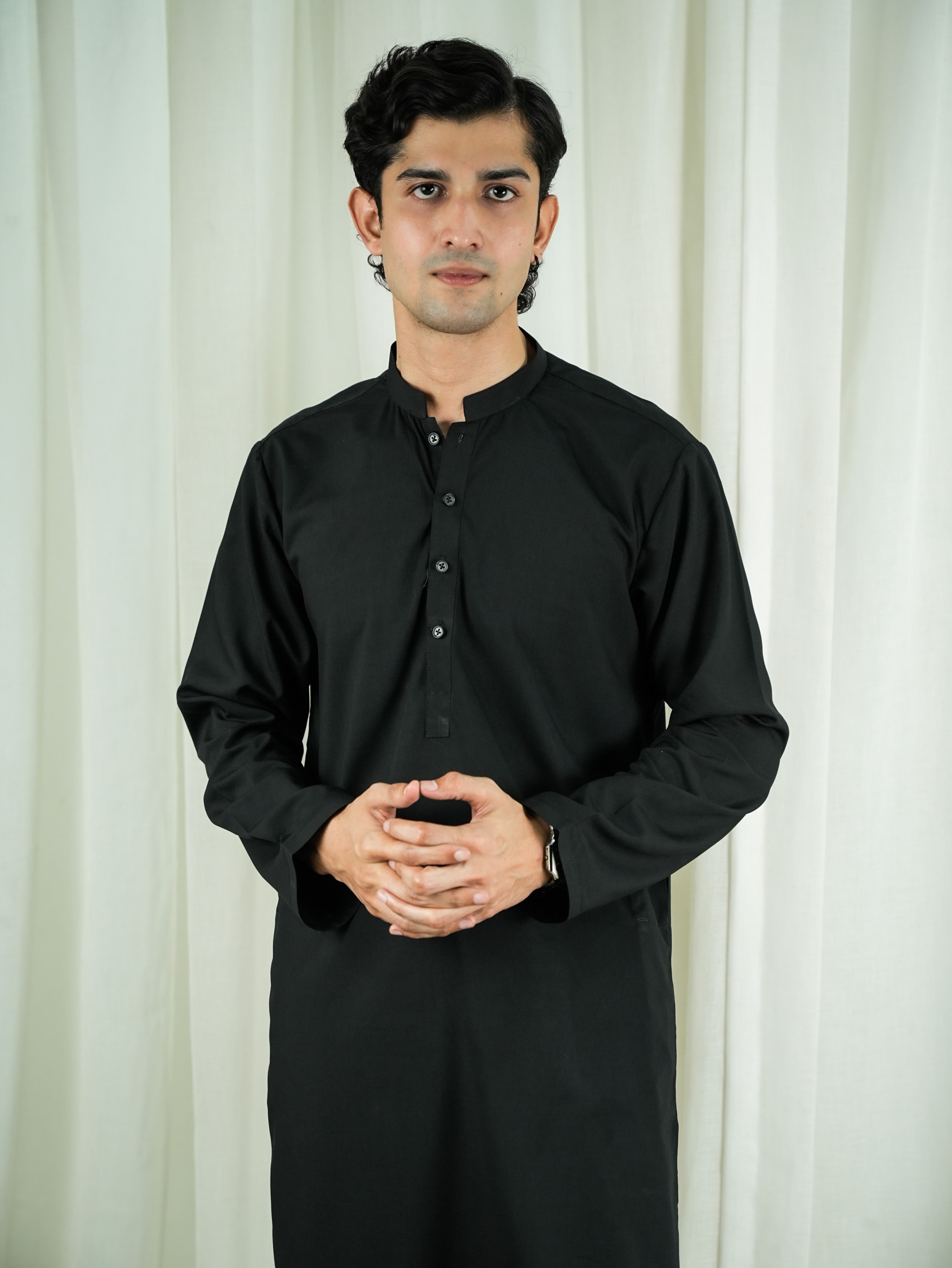 RIYASAT - ریاست Velvet Black